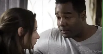 فيديو إباحي: ضرب قضيب على فتاة صغيرة